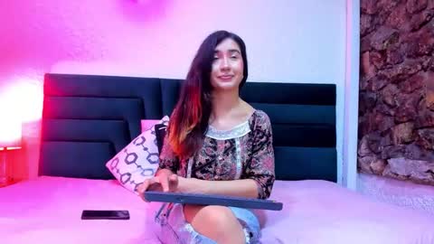 lisa white  online show from 03/08/26, 05:00