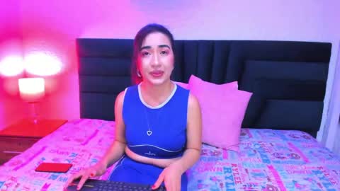 lisa white  online show from 04/18/26, 08:20