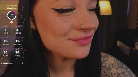 lisaaaliss online show from 05/18/26, 11:49