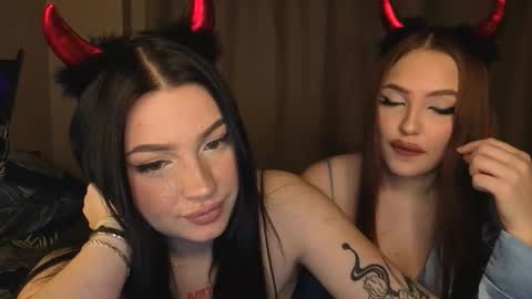 Lisa and Den online show from 10/27/25, 03:05