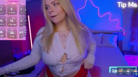 Snapshot of lisacandy1 chatting on 11/17/25, 08:09 Lisa online show from 11/17/25, 08:09