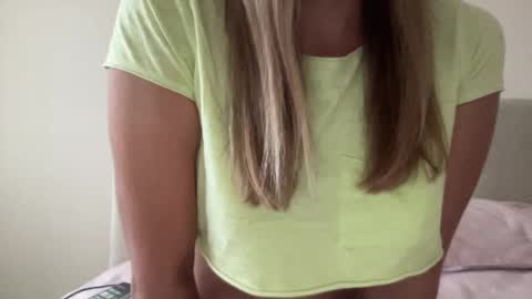 Snapshot of lisaflower1 chatting on 01/23/25, 12:09 Lisa online show from 01/23/25, 12:09