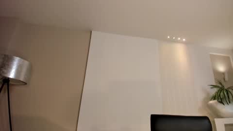 Lisa  Flowers online show from 02/11/26, 11:04