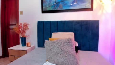 LisaHadwiin online show from 12/29/24, 05:33