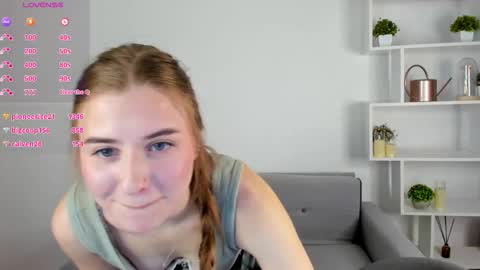 Snapshot of lisahille chatting on 03/03/26, 08:20 Lisa online show from 03/03/26, 08:20