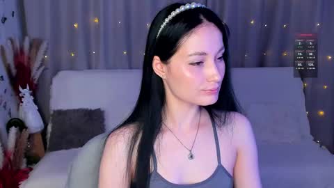 Lisa Moore online show from 02/27/25, 05:04