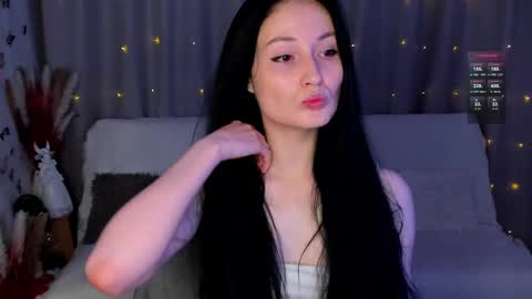 Lisa Moore online show from 03/06/25, 03:56