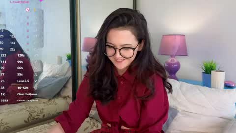 Snapshot of lisandrazieba chatting on 04/11/26, 07:45 Kira online show from 04/11/26, 07:45