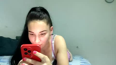 Lisa online show from 11/11/25, 09:04