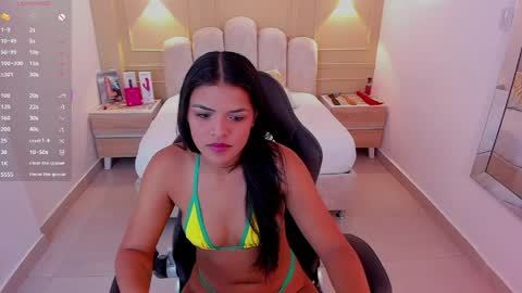 Snapshot of lisapalmer4 chatting on 05/28/26, 12:02 L I S A P A L M E R online show from 05/28/26, 12:02