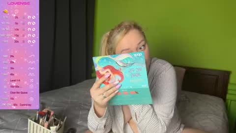 Snapshot of lisawilliamsss chatting on 01/13/26, 01:05 Lisa online show from 01/13/26, 01:05