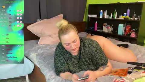 Snapshot of lisawilliamsss chatting on 02/03/26, 02:33 Lisa online show from 02/03/26, 02:33