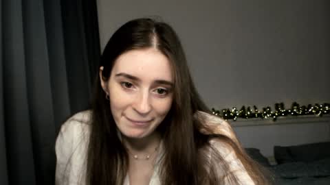 Lisa online show from 12/24/24, 10:06