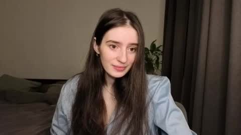 Lisa online show from 11/16/25, 09:09