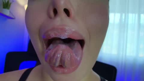 Lisbet online show from 01/23/25, 06:56