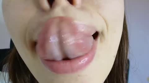 Lisbet online show from 09/19/25, 10:21