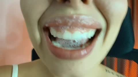 Lisbet online show from 04/21/26, 10:23