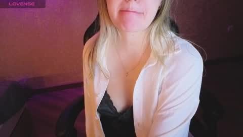 Anna online show from 03/25/26, 12:49