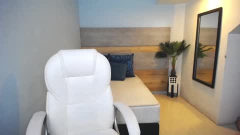 Liseth Fox online show from 12/04/24, 07:34