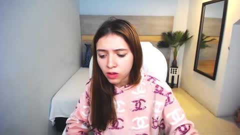 Liseth Fox online show from 12/07/24, 12:45