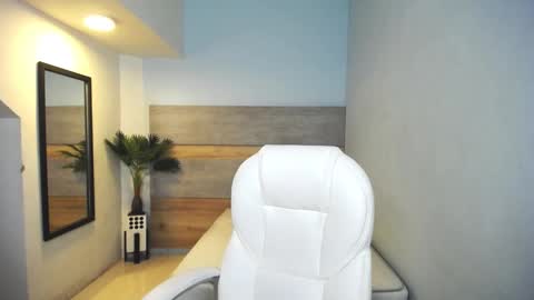 Liseth Fox online show from 01/14/25, 07:32