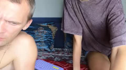 Kris Maks online show from 09/14/25, 05:01