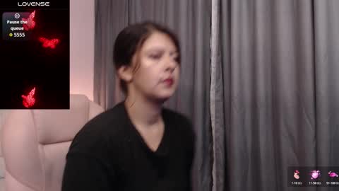 Andrea online show from 11/26/25, 03:29