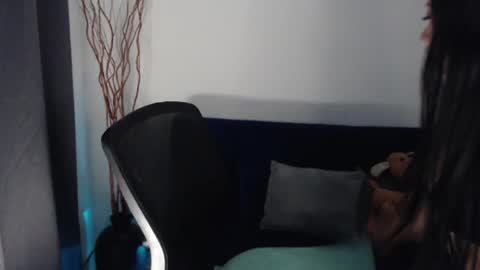 Snapshot of liss_petty chatting on 12/06/24, 10:38  Liss  online show from 12/06/24, 10:38