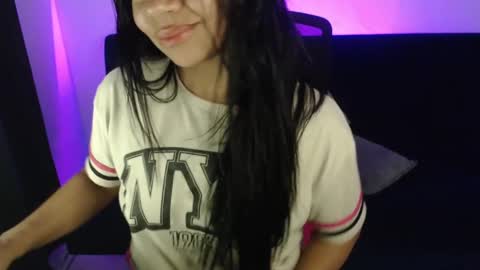 Snapshot of liss_petty chatting on 01/27/25, 11:32  Liss  online show from 01/27/25, 11:32