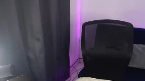 Snapshot of liss_petty chatting on 02/27/25, 06:07  Liss  online show from 02/27/25, 06:07