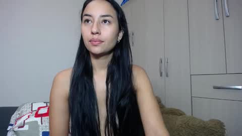 Snapshot of lissa2021 chatting on 01/09/25, 01:02 Lisa online show from 01/09/25, 01:02