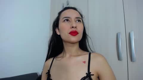 Snapshot of lissa2021 chatting on 09/10/25, 12:32 Lisa online show from 09/10/25, 12:32