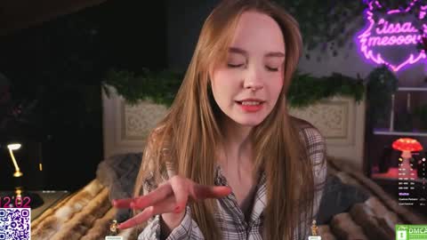 your Liza again. Next stream Dec. 1  at 2 or 3  GMT online show from 02/12/26, 06:19