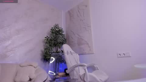 Alexa online show from 04/08/26, 11:05