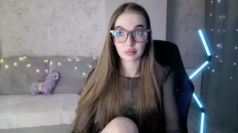 Lissa online show from 04/19/26, 04:28