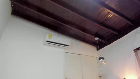 lissaharris online show from 11/30/25, 04:22