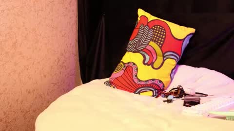 Lissa Ross online show from 02/21/25, 05:09