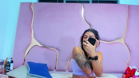 LISSA JHONS online show from 12/31/24, 08:26