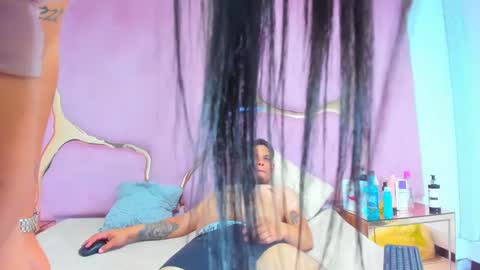 LISSA JHONS online show from 01/14/25, 04:47