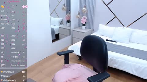 Snapshot of lita_rogers chatting on 12/31/24, 04:25 Lita online show from 12/31/24, 04:25