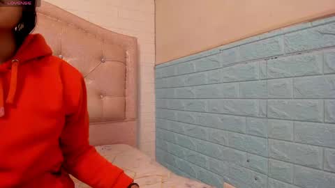 VANESSA online show from 05/04/26, 12:23