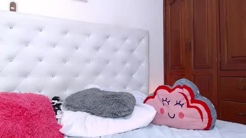 Snapshot of litleslut_ chatting on 03/08/25, 11:07 litleslut_ online show from 03/08/25, 11:07