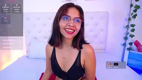 Snapshot of litleslut_ chatting on 09/10/25, 04:01 litleslut_ online show from 09/10/25, 04:01