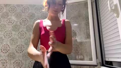 Diana Woods online show from 12/22/25, 05:54