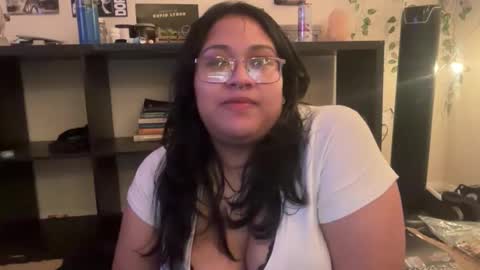 Snapshot of littldeath chatting on 10/23/25, 06:02 littldeath online show from 10/23/25, 06:02