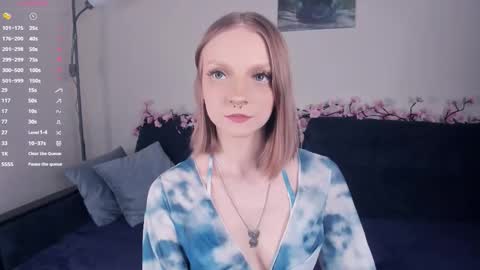 Bella online show from 11/07/25, 07:19