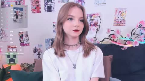 Snapshot of little__caprice chatting on 06/02/26, 07:54 Bella online show from 06/02/26, 07:54
