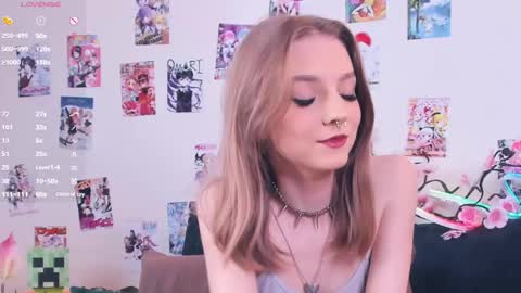 Snapshot of little__caprice chatting on 06/03/26, 02:33 Bella online show from 06/03/26, 02:33