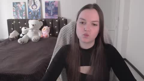 little__flowers online show from 10/29/25, 07:43