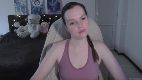 little__flowers online show from 11/20/25, 07:19